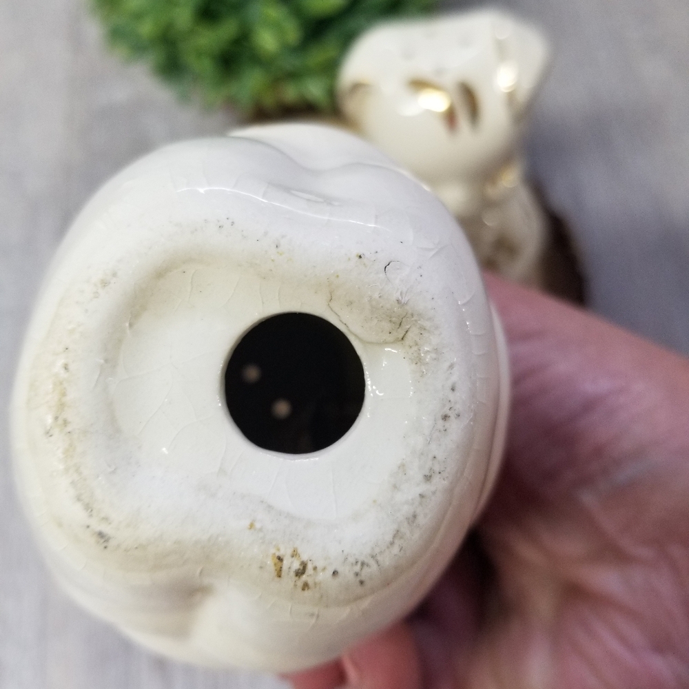 Vintage pig salt and pepper shakers - Picture 9 of 9
